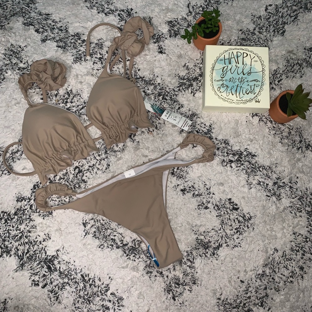 Beige bikini